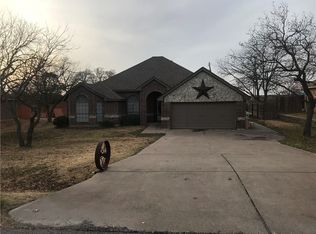 4008 Angelina Ct N, Granbury, TX 76049