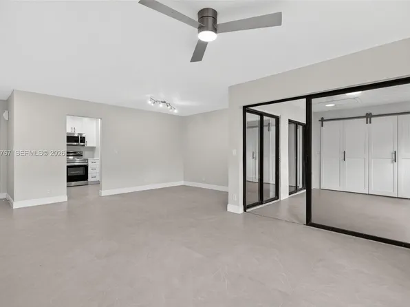 3697 Cocoplum Cir #3537, Pompano Beach, FL 33063