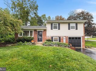 19 E Golf Club Ln, Paoli, PA 19301