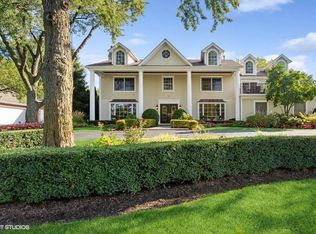 4 Charleston Rd, Hinsdale, IL 60521