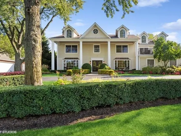4 Charleston Rd, Hinsdale, IL 60521
