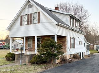 48 Old Rd, Montgomery, PA 17752