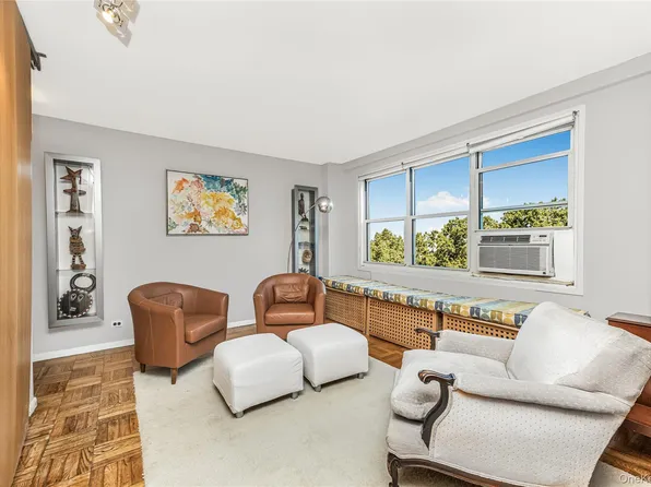 3935 Blackstone Avenue #4K, Bronx, NY 10471