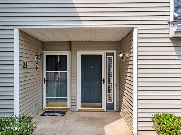 3rd image of 24 Pagoda Ln