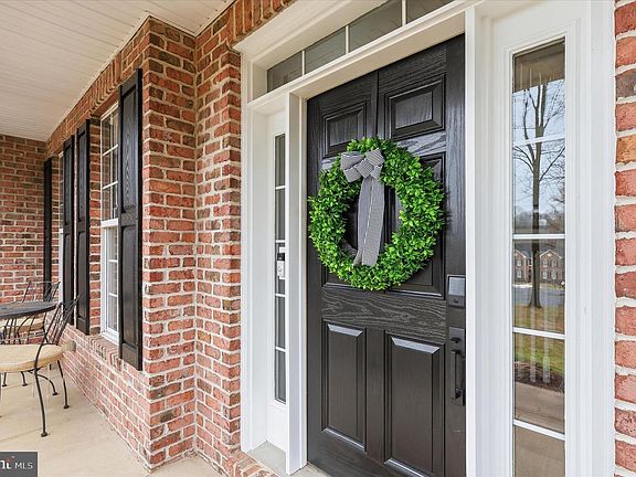 3rd image of 1613 Rushing Stream Ct