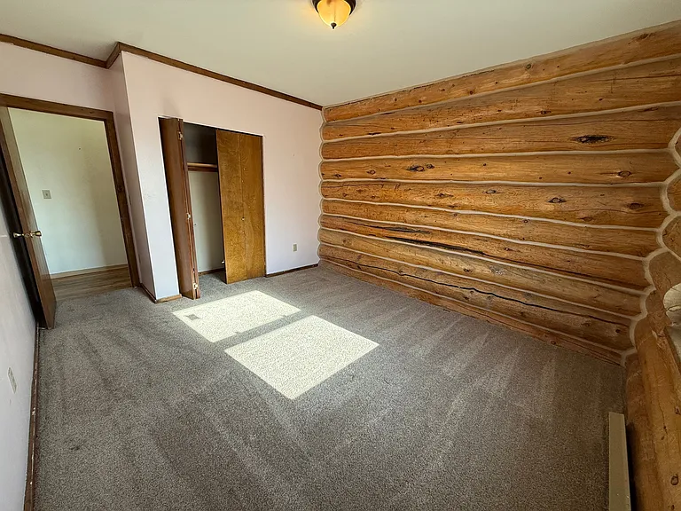 545 Coulee Dr — Photo 16