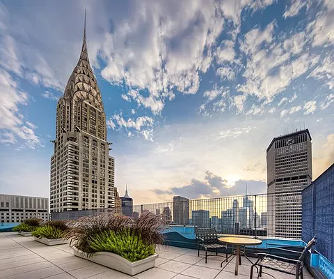 Rented by Spire Group | media 27