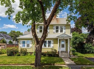 9 Alamo St, Worcester, MA 01604