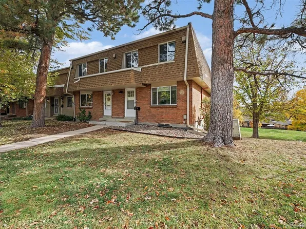 5724 S Lowell Boulevard, Littleton, CO 80123