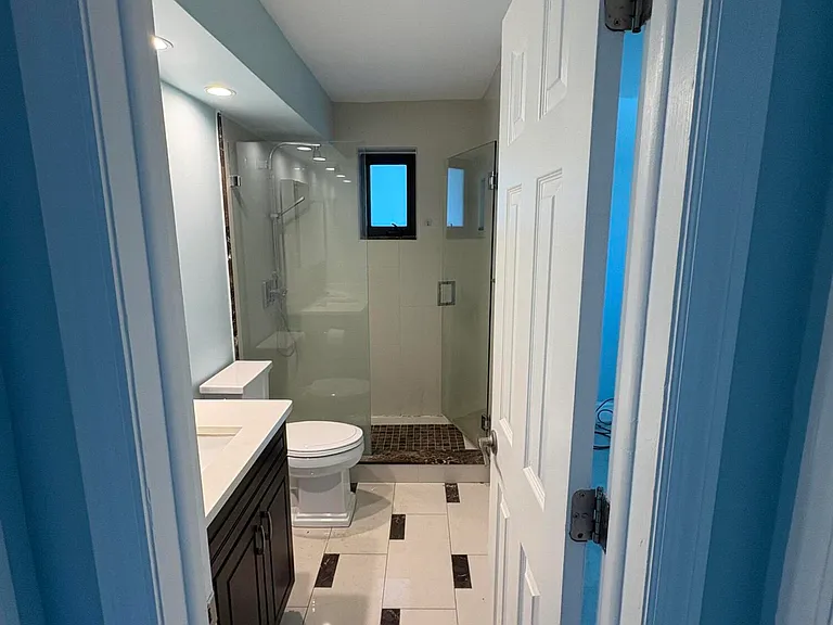 360 Wilma Cir #7 — Photo 10