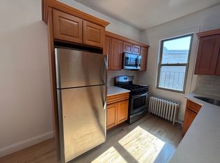 250 1st St #2, Yonkers, NY 10704