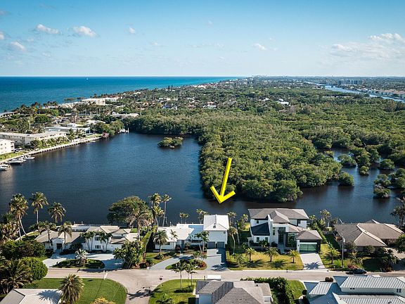 3rd image of 2 Inlet Cay Dr