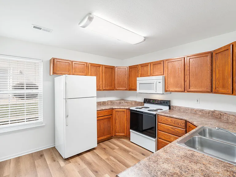1723 Juniper Dr — Photo 13