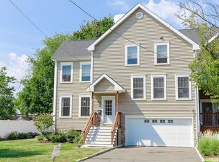 170 Mona Ter, Fairfield, CT 06824