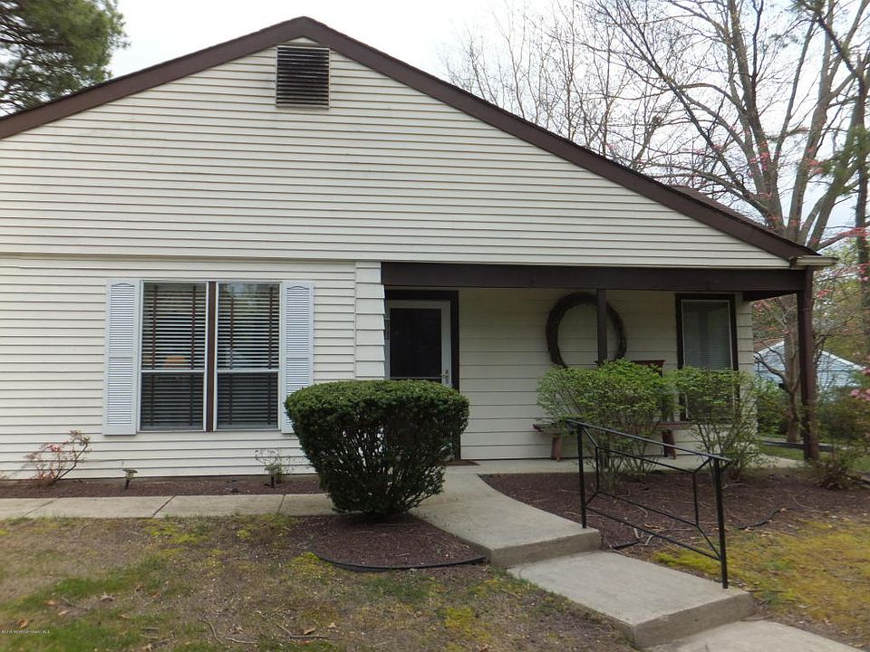 1st image of 679A Buckingham Dr