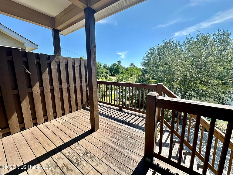 301 Lac Bleu Ave #B — Photo 12