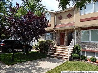 532 Eltingville Blvd, Staten Island, NY 10312