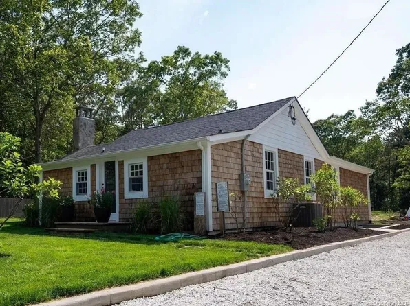 69 Cypress Ave, Flanders, NY 11901