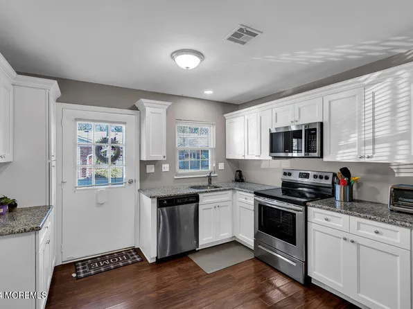 1253D Hamilton Court #1004, Lakewood, NJ 08701
