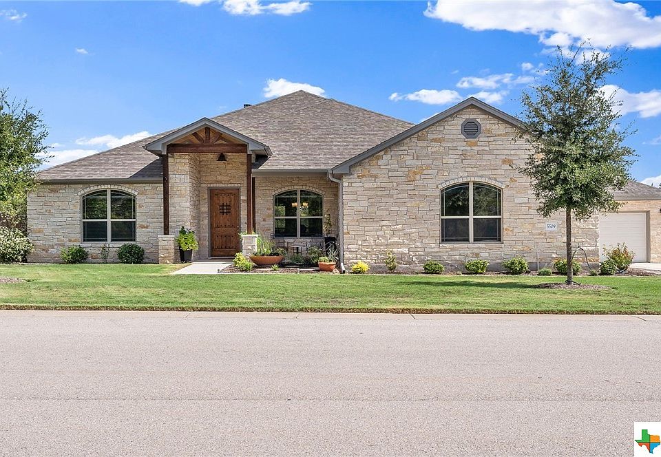 1st image of 5509 Hamlet Dr