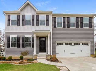 134 Wooded Ridge Dr, Amelia, OH 45102