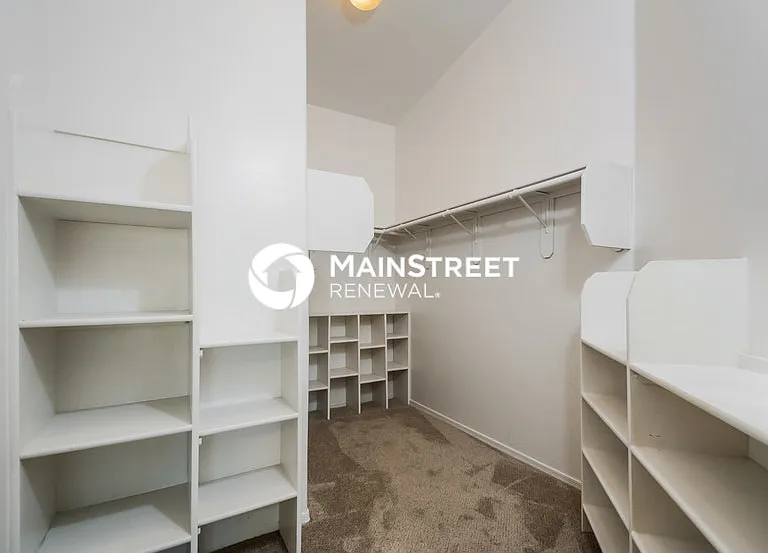 6002 S Morris Blvd — Photo 16