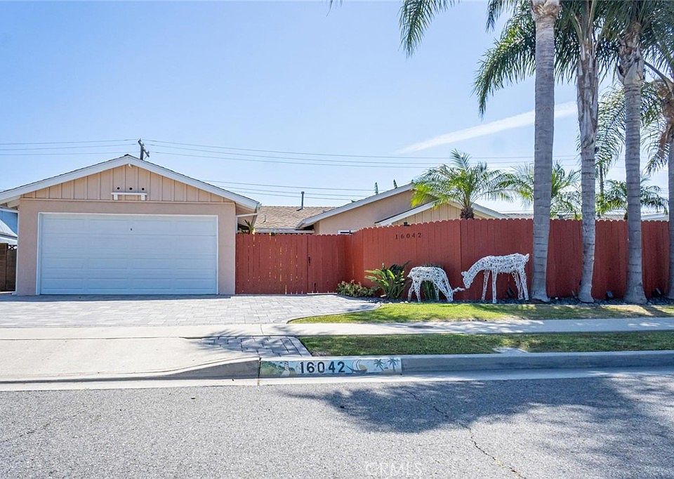 1st image of 16042 Warren Ln