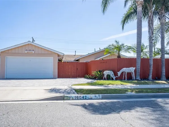 16042 Warren Ln, Huntington Beach, CA 92649