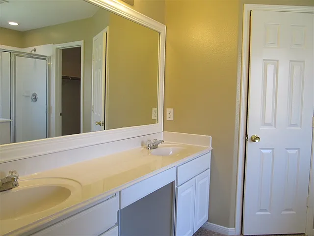 2423 Lofty Falls Ct — Photo 11