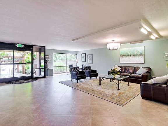3rd image of 1700 Civic Center Dr APT 611