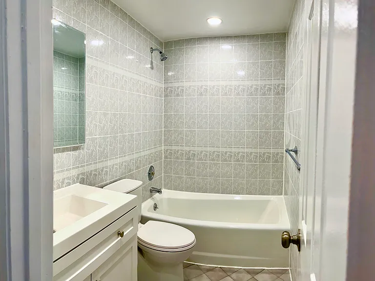 407 Pacific St #1 — Photo 14