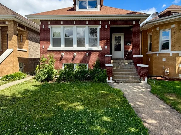 5216 W Melrose St, Chicago, IL 60641