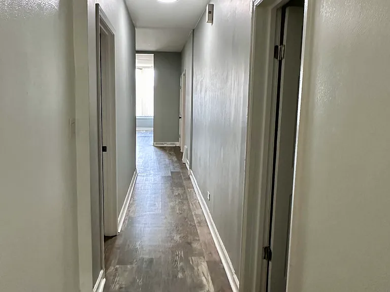 4613 S Emerald Ave #1 — Photo 8