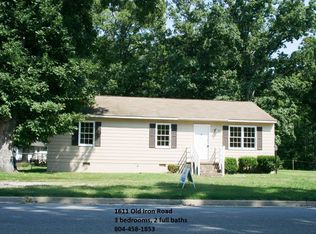 1611 Old Iron Rd, Hopewell, VA 23860
