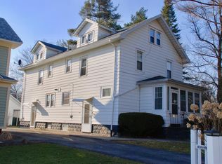 1009 N Winton Rd, Rochester, NY 14609