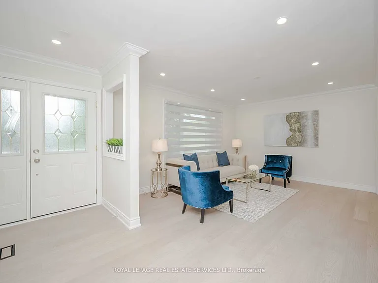 372 Highside Dr — Photo 7