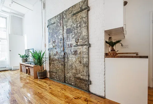 Rented by Corbett & Dullea Realty | media 11