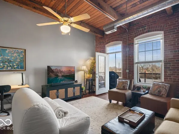 55 S Harding St APT 405, Indianapolis, IN 46222