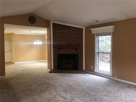 3rd image of 2141 Dembrigh Ln