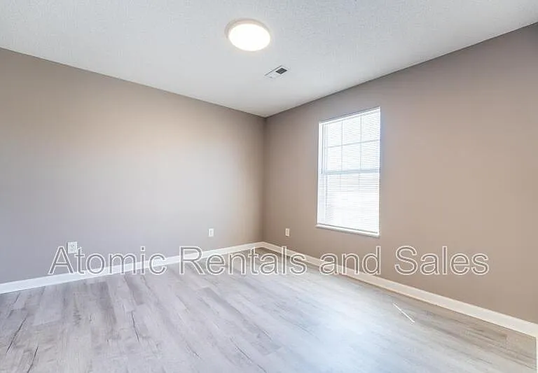 334 Hawthorne Oaks Way — Photo 5