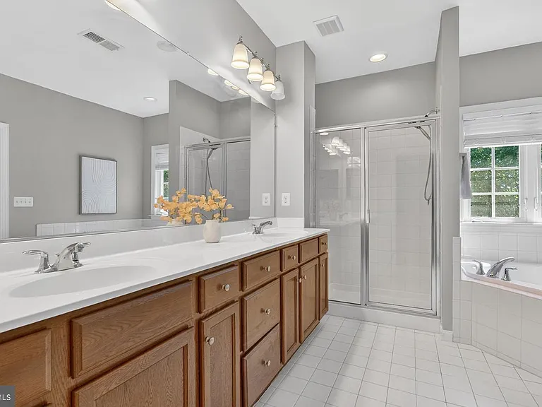 7897 Carbondale Way — Photo 22