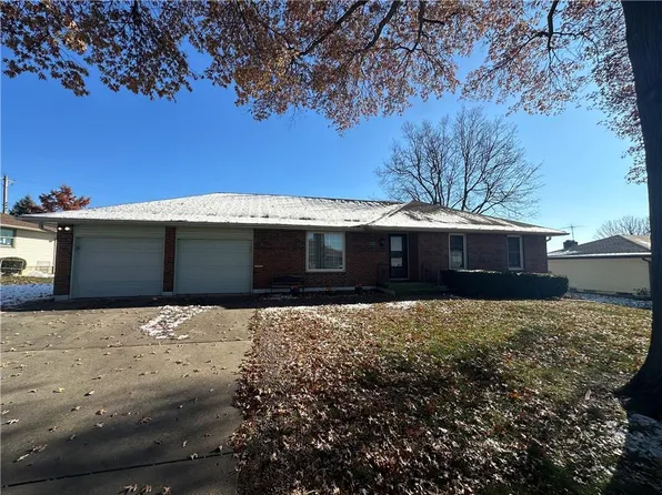 3809 S Rogers Cir, Independence, MO 64055