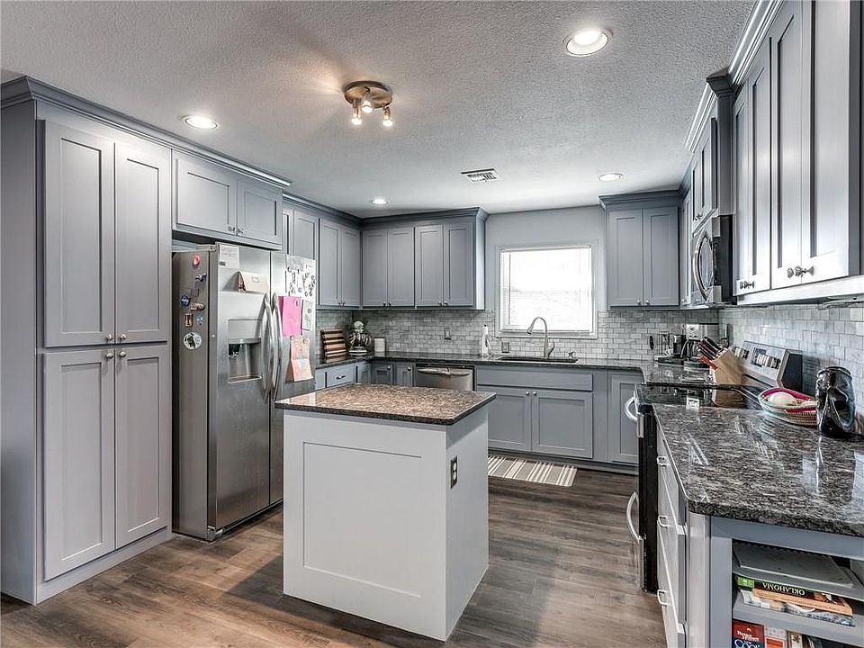 1st image of 1630 Andover Ct