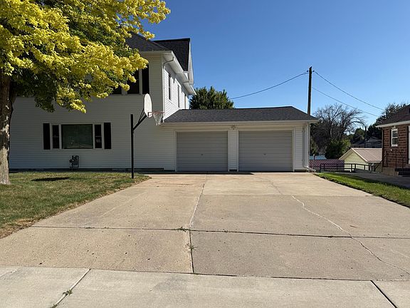 4th image of 124 N Spring Ave