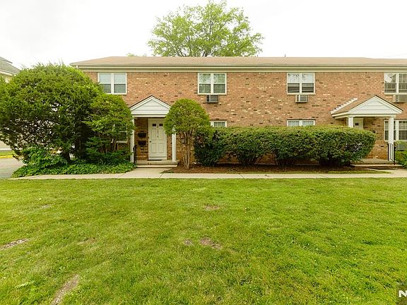 2nd image of 131 Fort Lee Road #131B