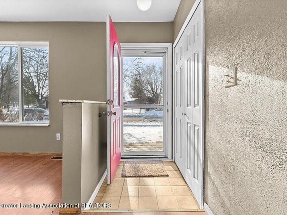 4th image of 609 S Kingswood St
