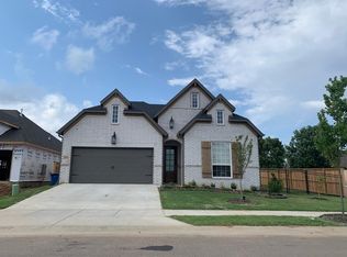 2300 SW Hampton Ave, Bentonville, AR 72713