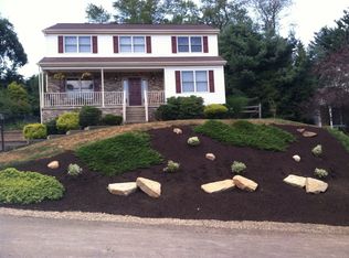 102 Red Oak Ct, Pittsburgh, PA