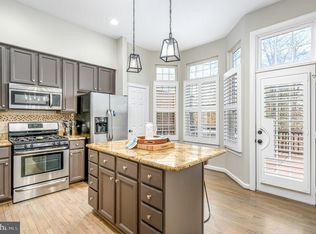 47635 Weatherburn Ter, Sterling, VA 20165