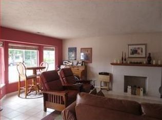 851 Portola Dr, Del Rey Oaks, CA 93940